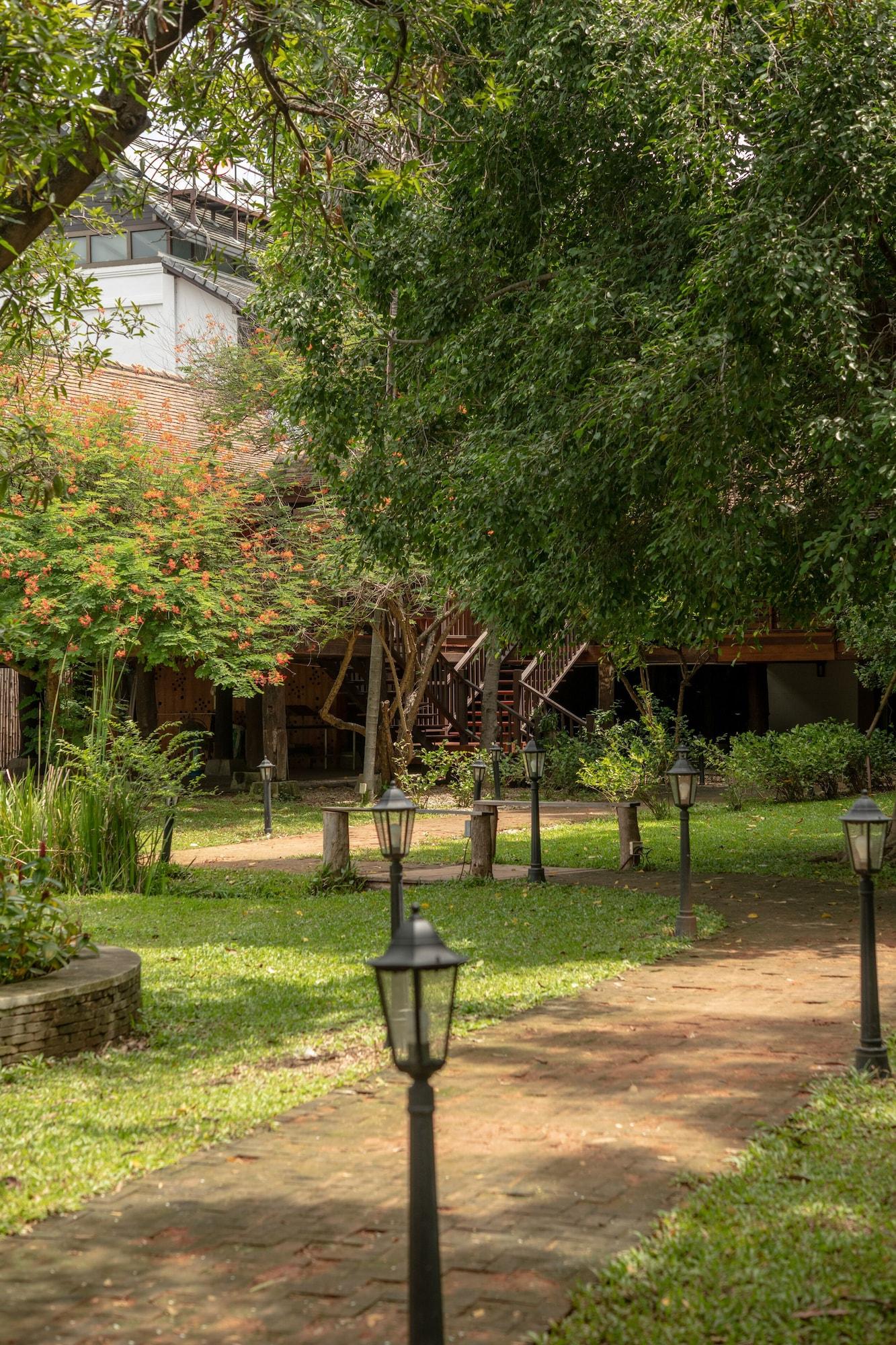 Chompor Lanna Hotel Chiang Mai Luaran gambar