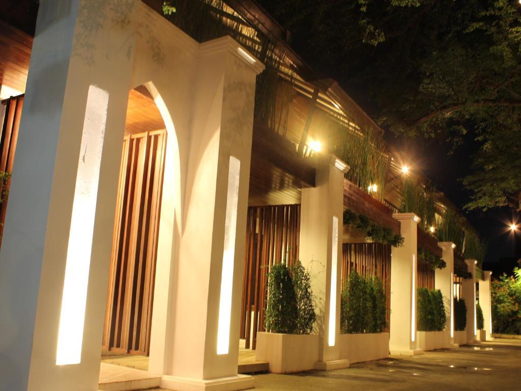 Chompor Lanna Hotel Chiang Mai Luaran gambar